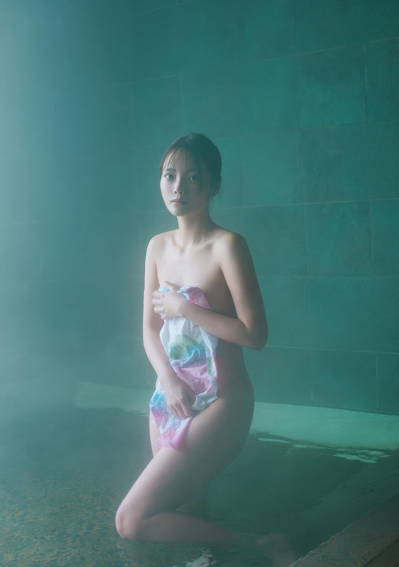 Himeka Araya 新谷姫加, ファースト写真集 「ひめかわいい。」 Set.04(18)