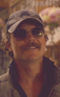 Clayne Crawford - Page 2 H5sZlyg2_o