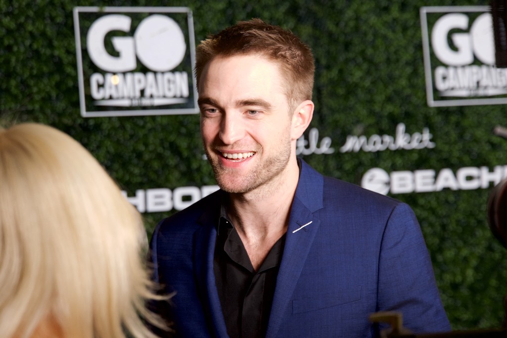 Голливуд 18. Robert Pattinson go Gala 2016.