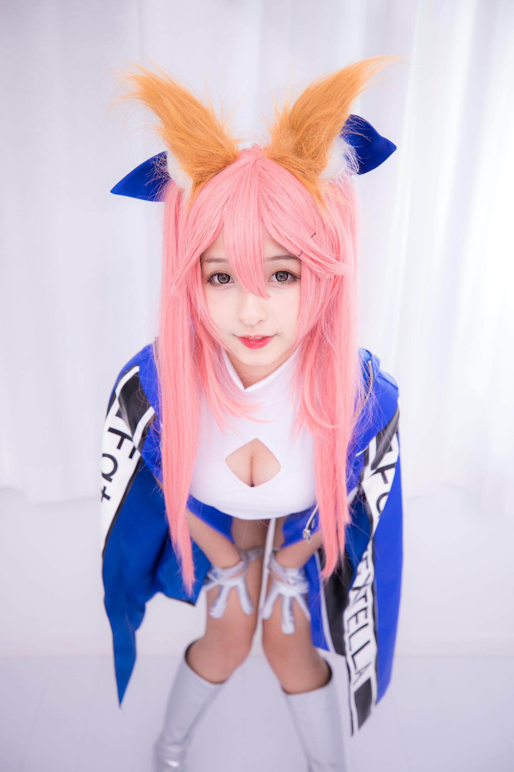 神楽坂真冬《目標はあなた、エンジン全開！！》 [萝莉COSPLAY] 写真集(10)