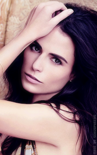 Jordana Brewster A9NDFVPm_o