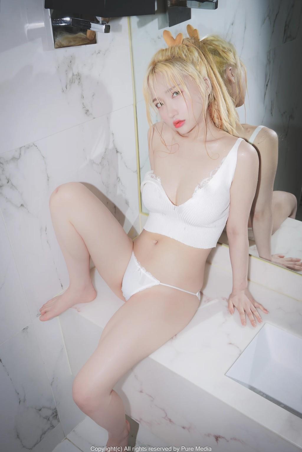 Pure Media Vol.60: Son Ye-Eun (손예은) (79 photos)(57)