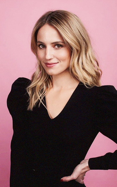 Dianna Agron - Page 2 GtEDhMGH_o