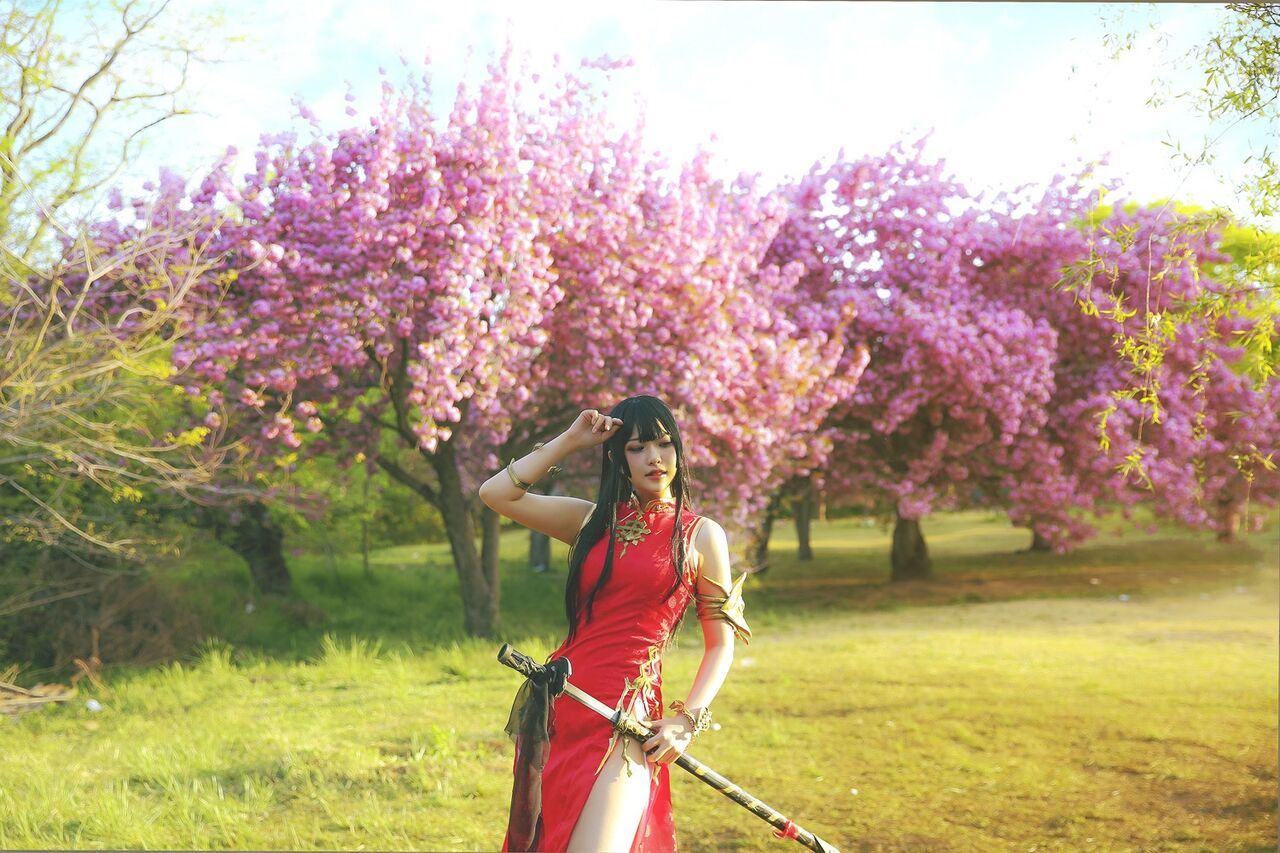 Akhee - Eastern Lady Togi