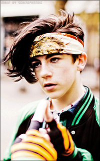 Declan Mckenna HdP6GjwT_o