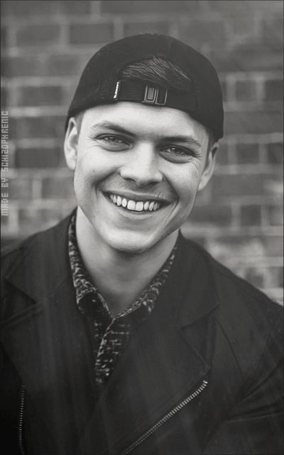 Alex Høgh Andersen YX6h87Xj_o