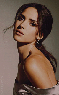 Adria Arjona 0M4FOddM_o