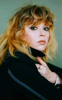 aktorka - Natasha Lyonne GQgMXWwg_o