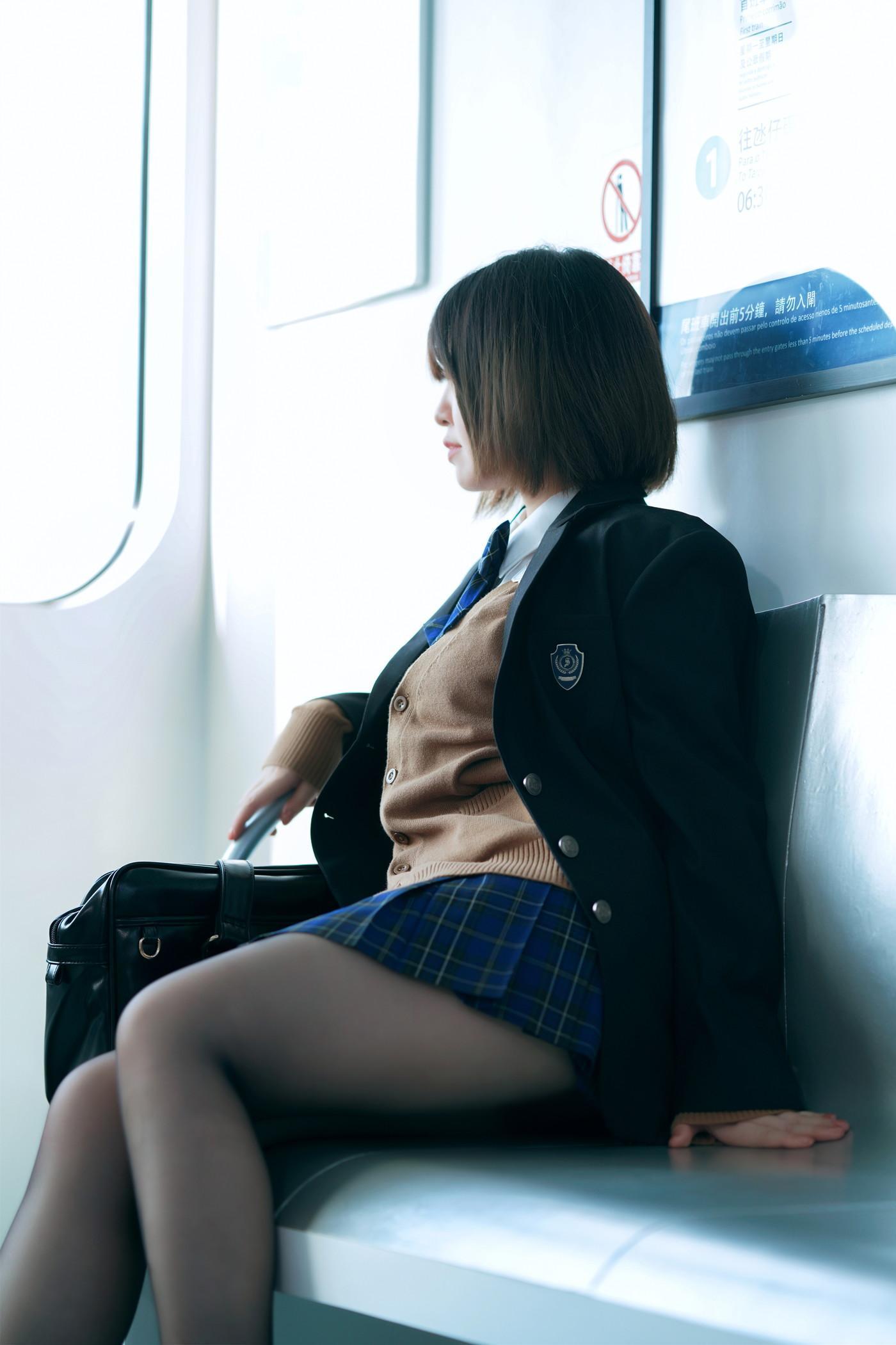 Cosplay 半半子Banbanko 彼女の制服(22)