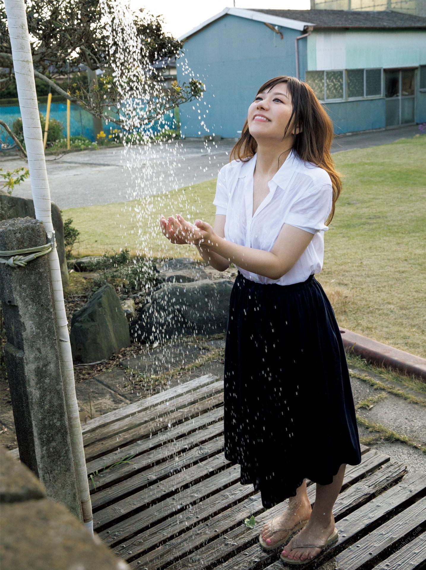 Rina Fujisaki 藤崎里菜, 写真集 電子版だけの特典カットつき！ 「Blossom」 Set.02(6)