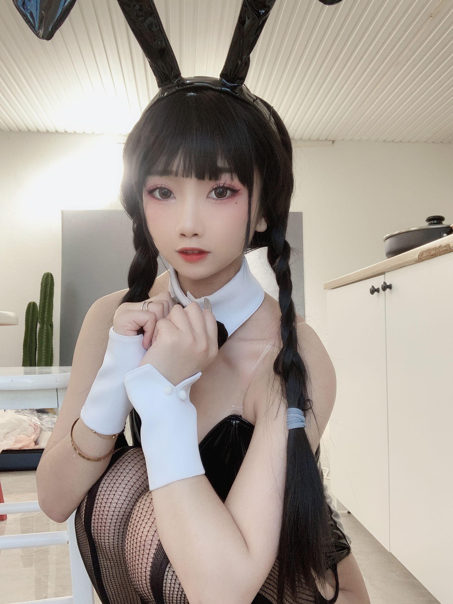 [Cosplay] 鬼畜瑶 – 黑色兔女郎 写真集(39)