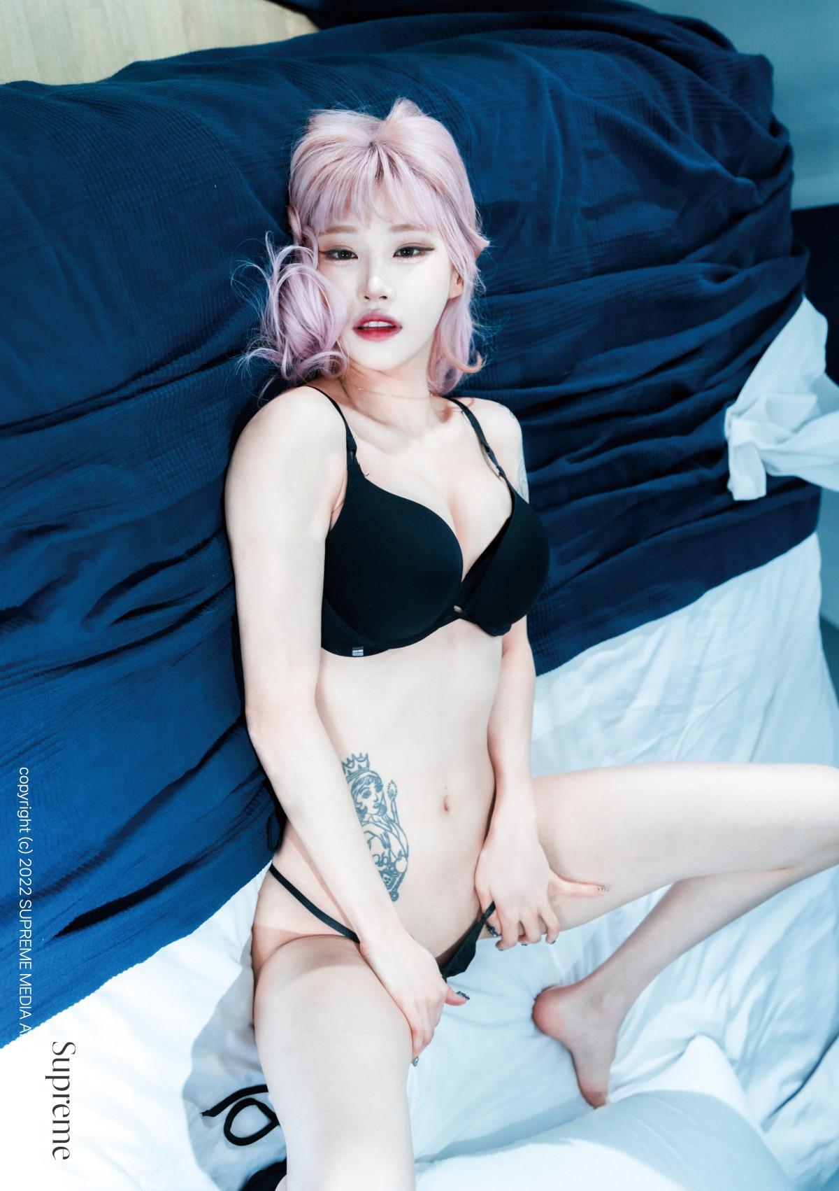 Taeri 태리, Supreme Vol.03 Photobook Set.02(34)