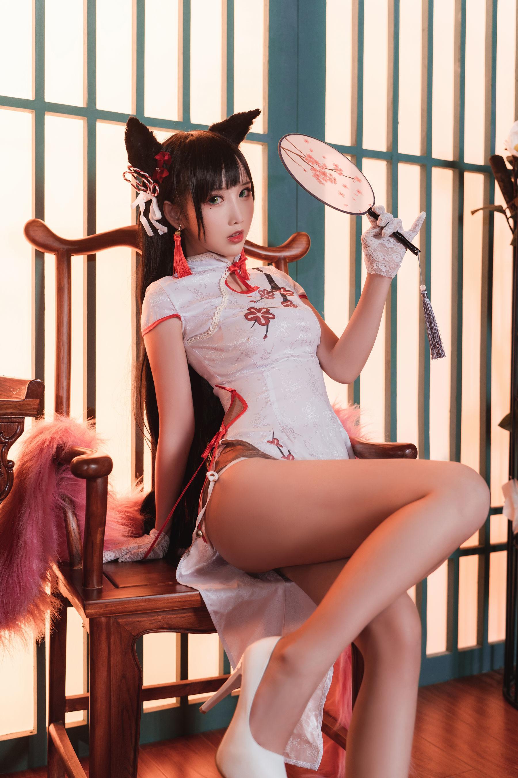 [网红COSER] Coser面饼仙儿 – 旗袍爱宕 写真集