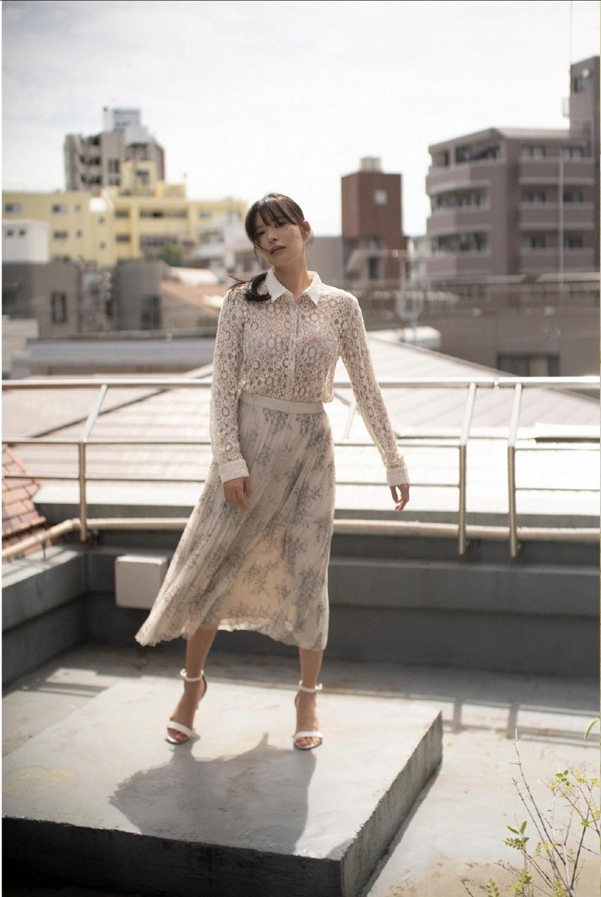 Mio Ishikawa 石川澪, FLASH 2025.09.30 (フラッシュ 2025年9月30日号)(18)