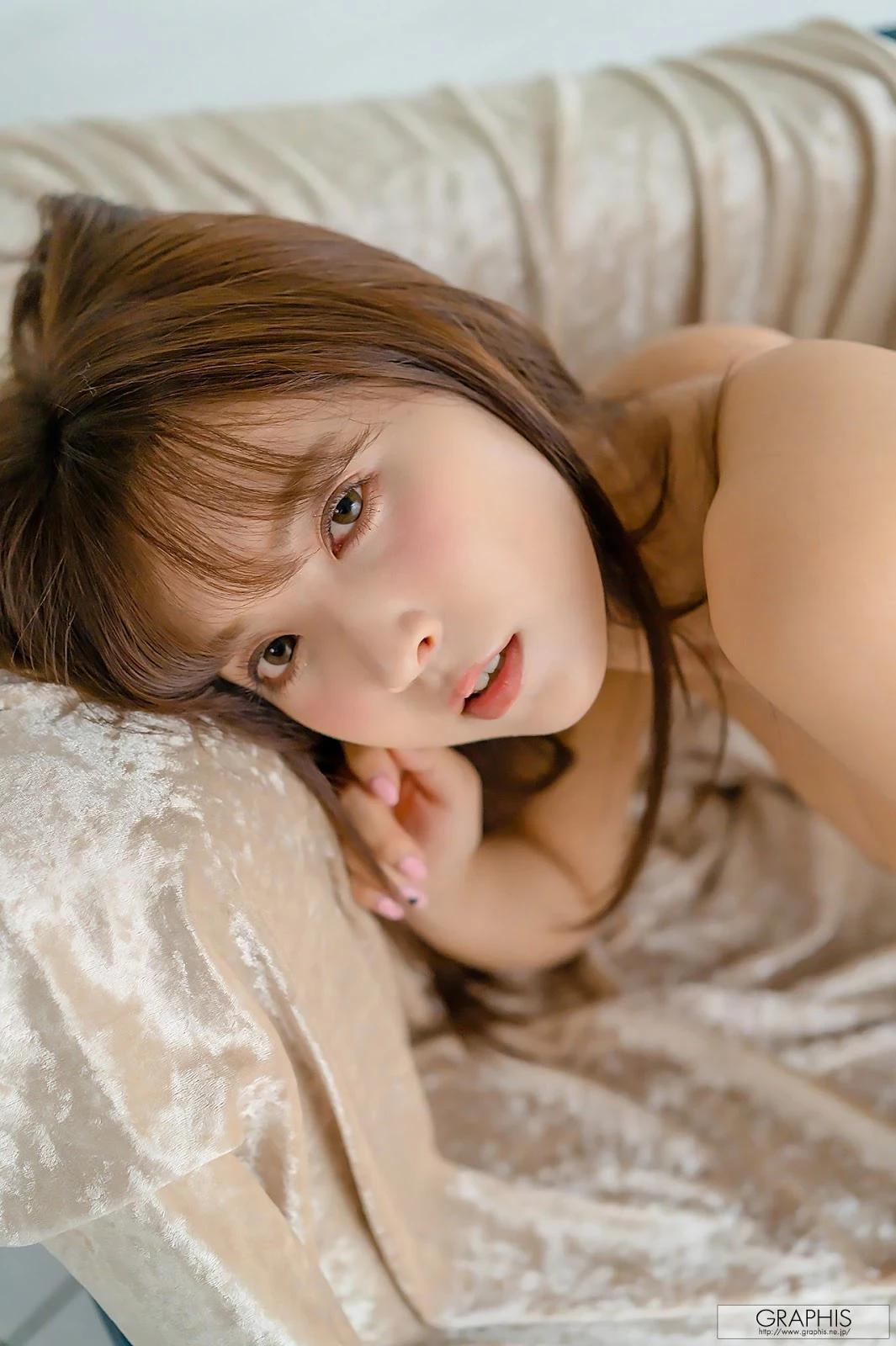 三上悠亜- -Graphis- Gals ‘Sweet Smile’ Gallery 04 (20P)