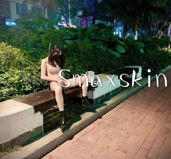 极品网络红人Smaxskin无圣光套图(9)