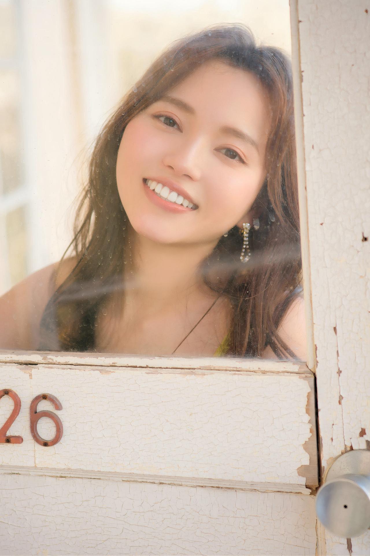 Sayaka Komuro 小室さやか, 週刊現代デジタル写真集 「海を見たくて」 Set.01(5)