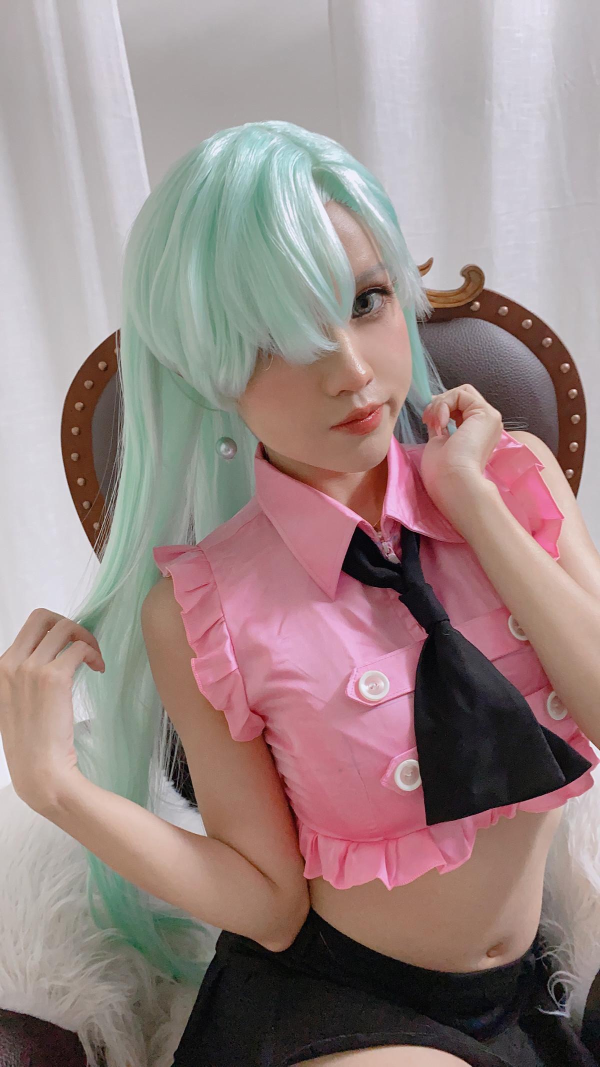 Cosplay PingPing平平 – Elizabeth Liones(29)