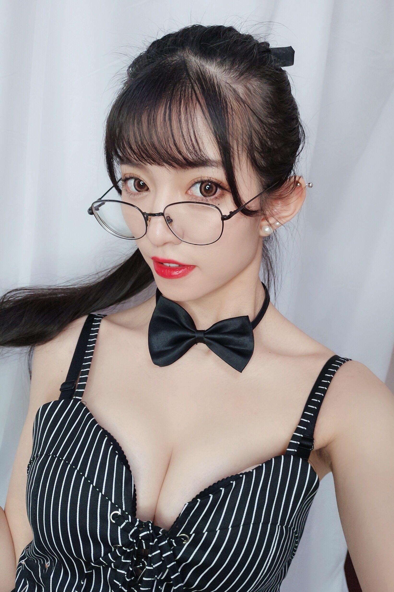 [网红COSER写真] __KETTOE – OL秘书(36)