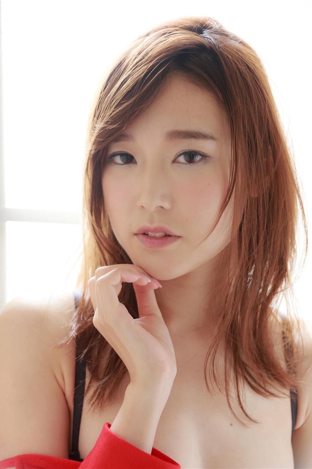 Hikari Eto 衛藤ひかり, 写真集 Evolved Gravure ピンク倶楽部 『繚乱』 Set.01(2)