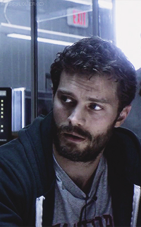 Jamie Dornan D0mh9me8_o