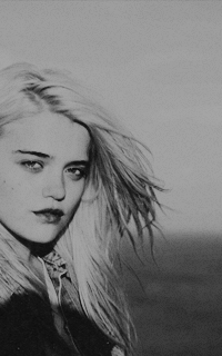 Sky Ferreira  Ouaemmfq_o