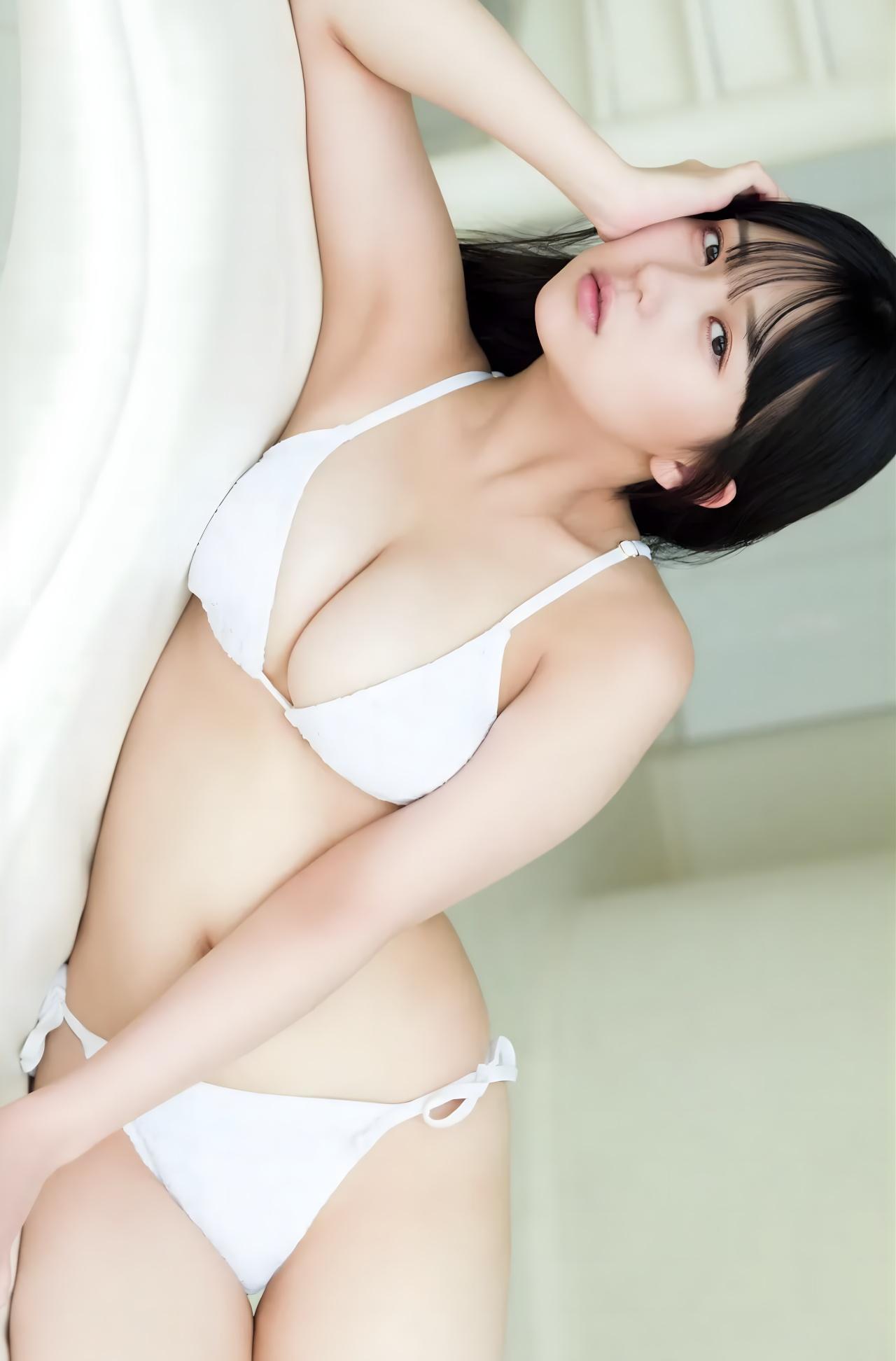 Miku Tanaka 田中美久, FRIDAY GOLD フライデー別冊　ゴールド 2022年1月5日増刊号(6)