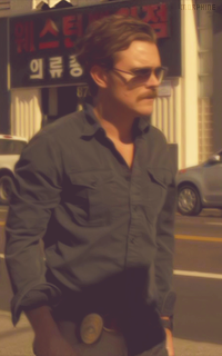 Clayne Crawford - Page 2 D7mLccEz_o