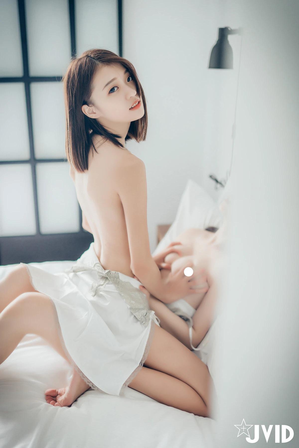 JVID 妍妍 Angel & Tiny – 蘿莉百合 Set.02(20)