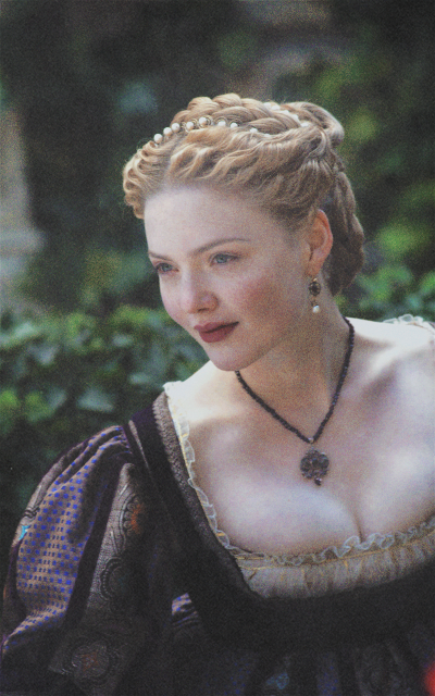 Holliday Grainger J9PMUR01_o