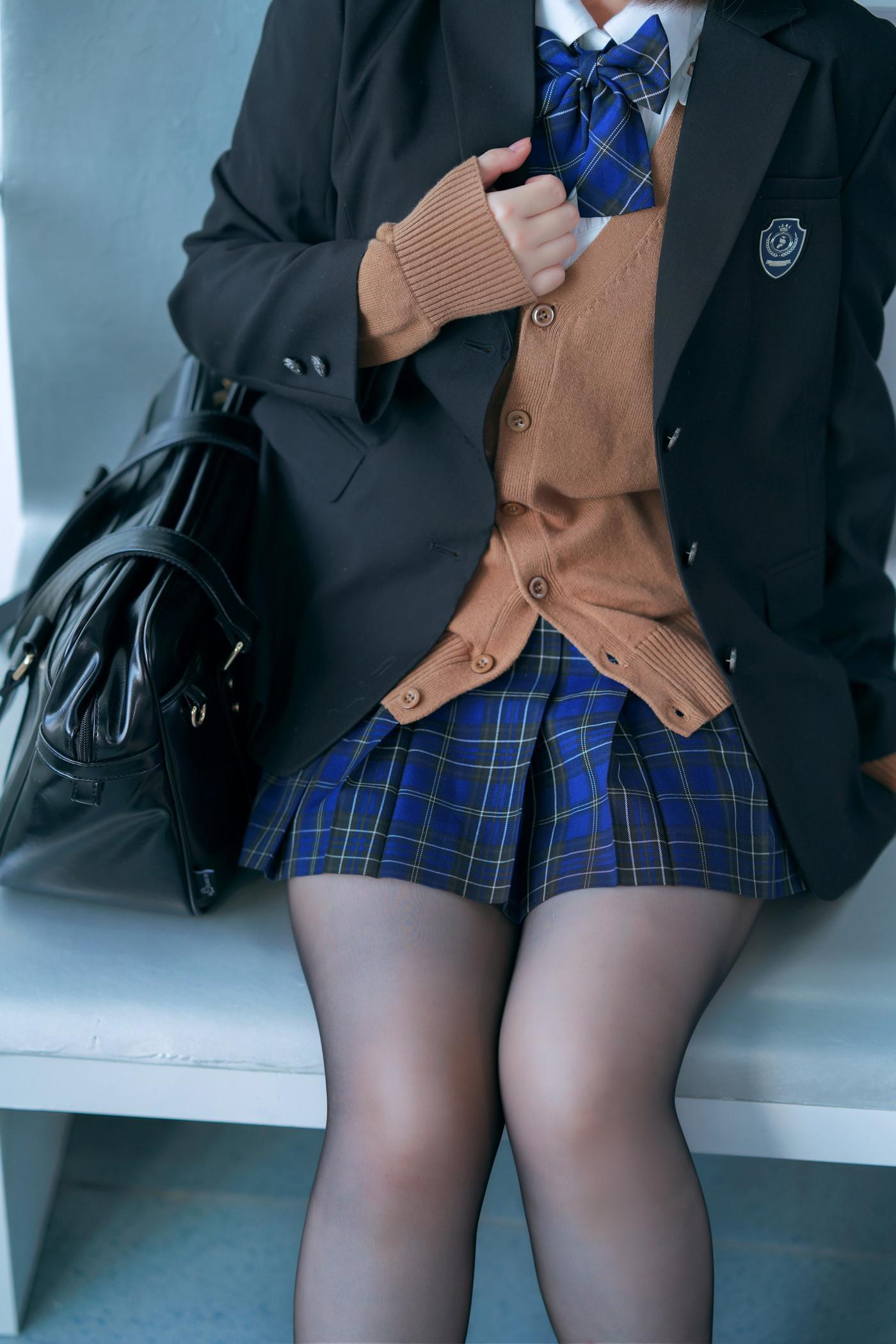 Cosplay 半半子Banbanko 彼女の制服(21)