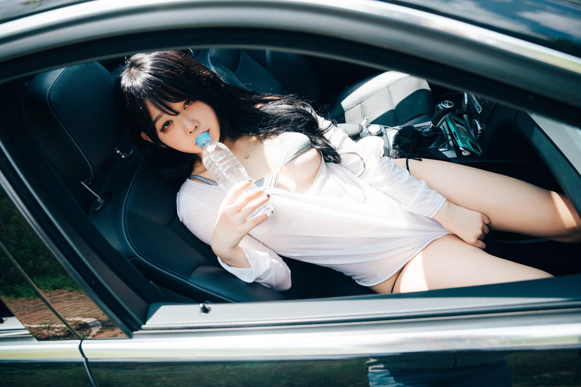 ZIA.Kwon 권지아, [Loozy] XXX Trip Set.01(2)