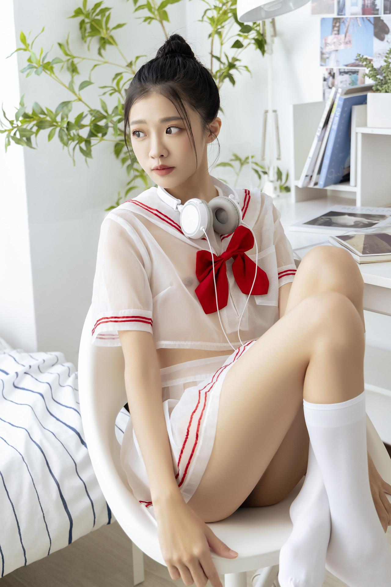 JVID 妍妍 Angel – 电竞少女-超可愛微乳美少女-第一次的性感開發 Set.01(18)