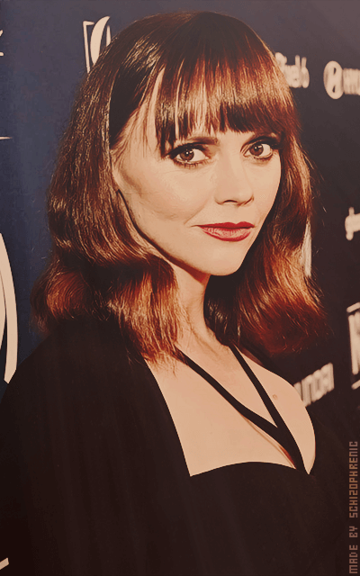 Christina Ricci BETyLrNa_o