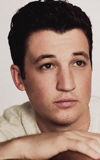 Miles Teller UXlRrycu_o