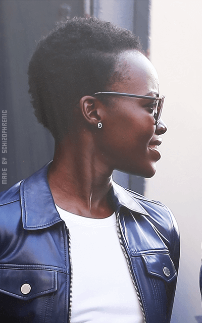 Lupita Nyong'o QYQN3MwW_o