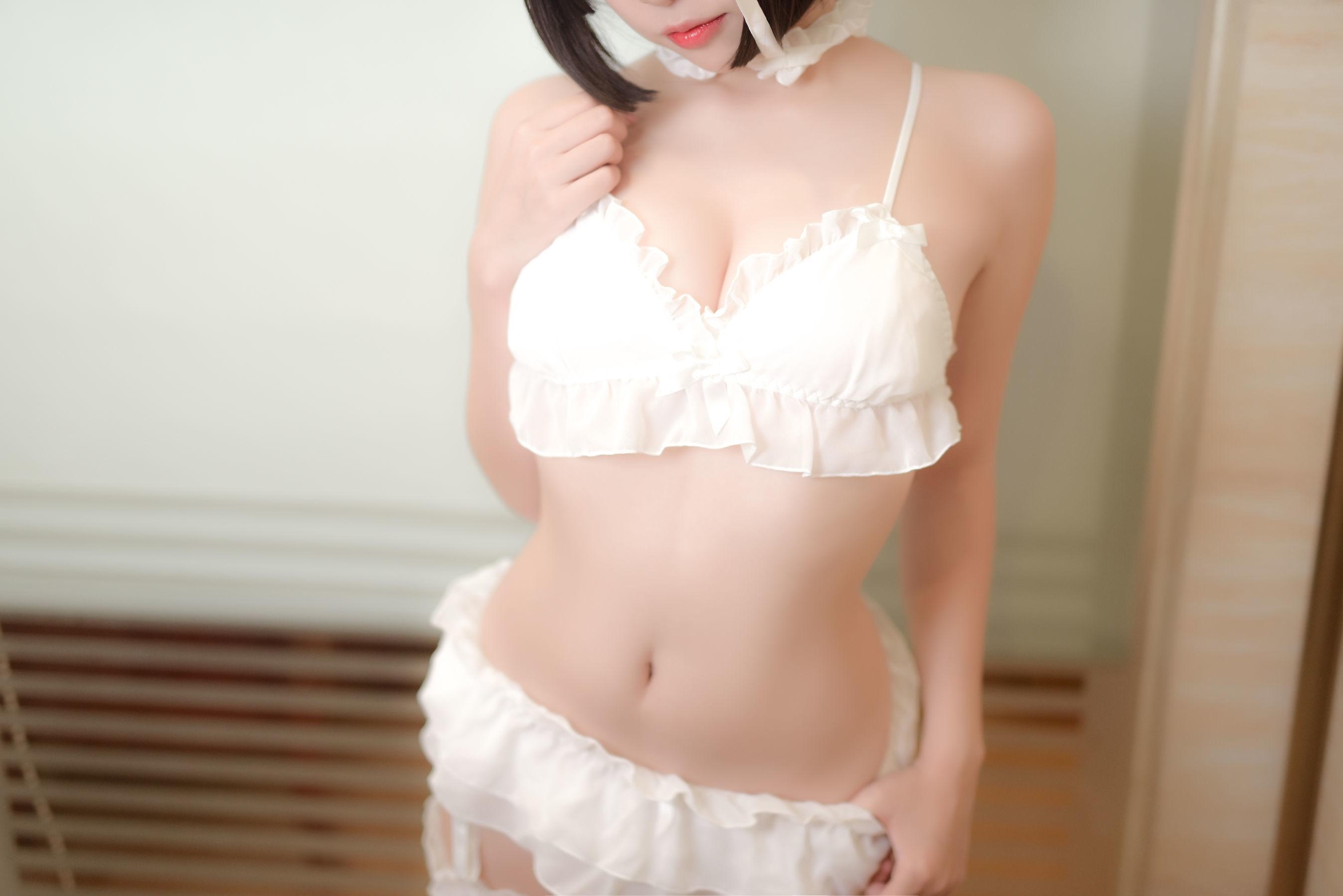 [网红COSER] 人气Coser二佐Nisa – 雪纺睡衣 写真集(8)