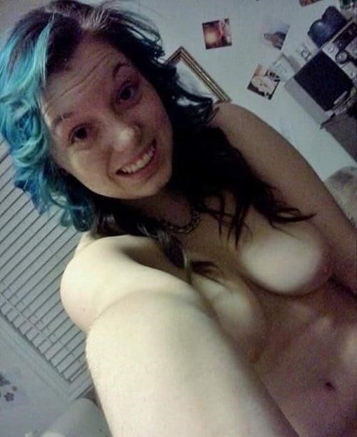 Latina teen nude selfie-5524