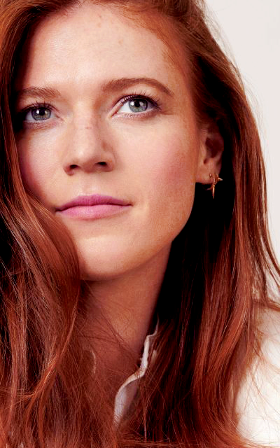 Rose Leslie QRo7IHgs_o