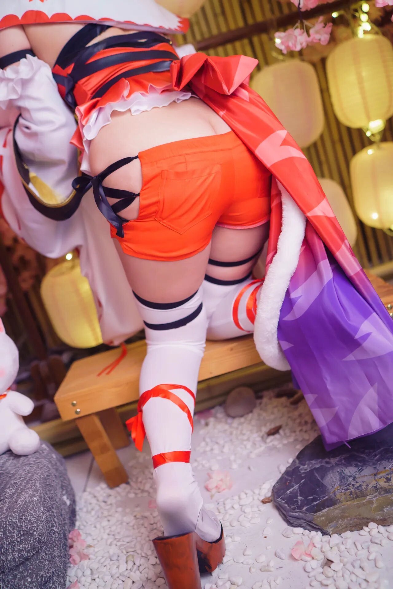 Takanashi Hanari - Miko