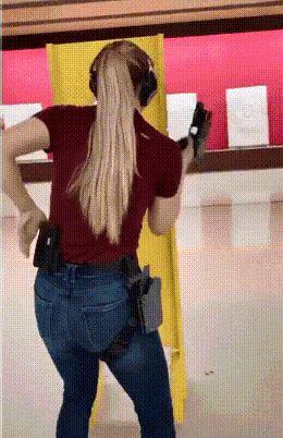 WOMEN WITH WEAPONS...10 EjFS0LSt_o