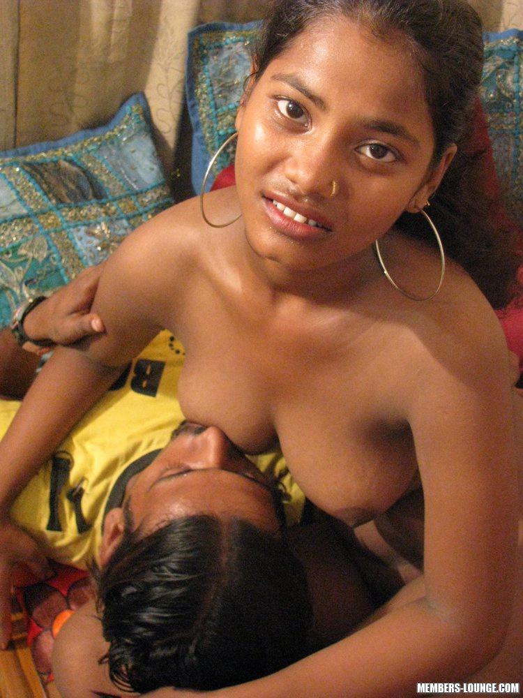 Busty Indian girl undergoes anal toying before giving a blowjob(5)