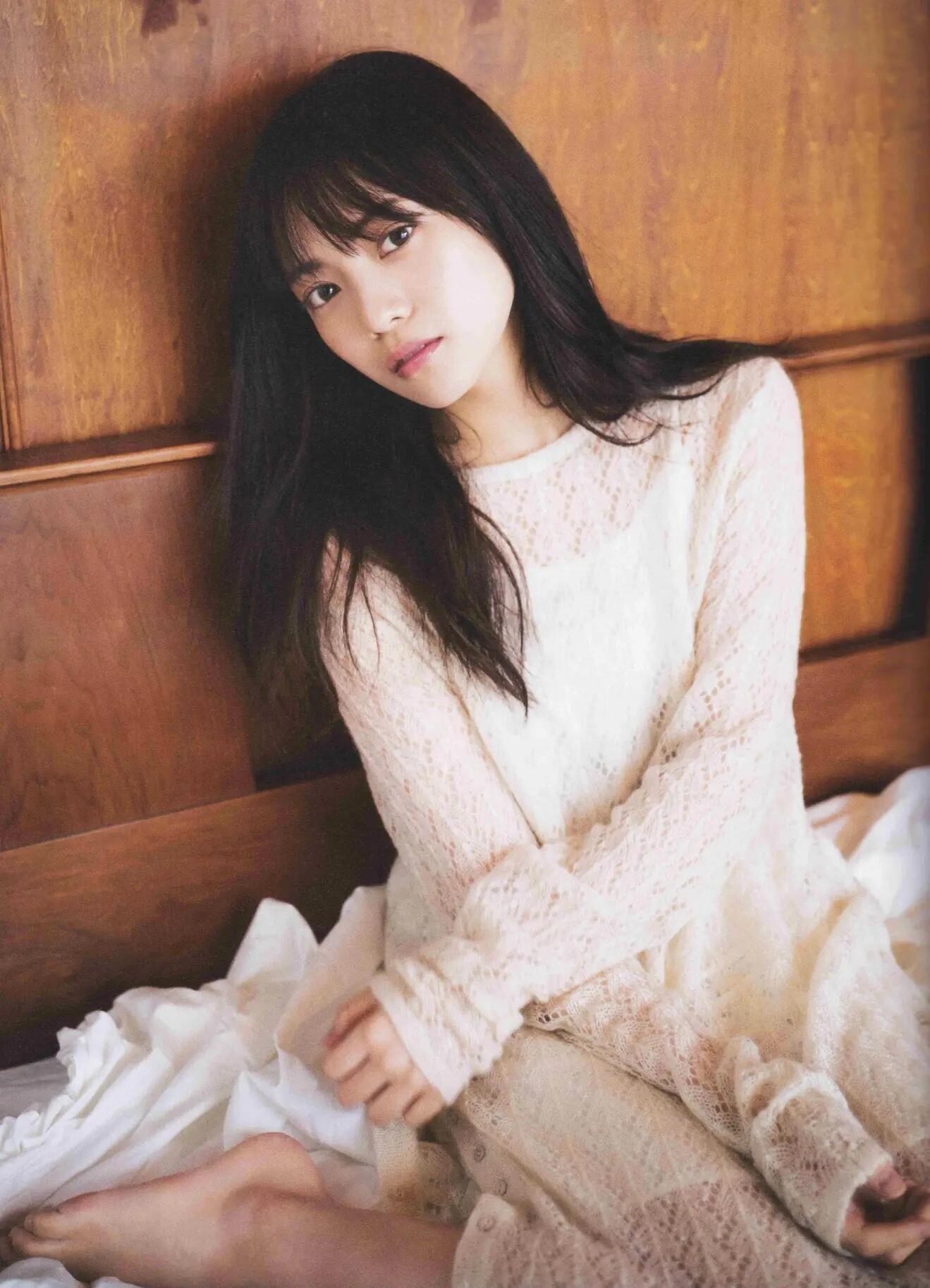 Manamo Miyata 宮田愛萌, B.L.T Graph 2020年12月号 Vol.60(5)