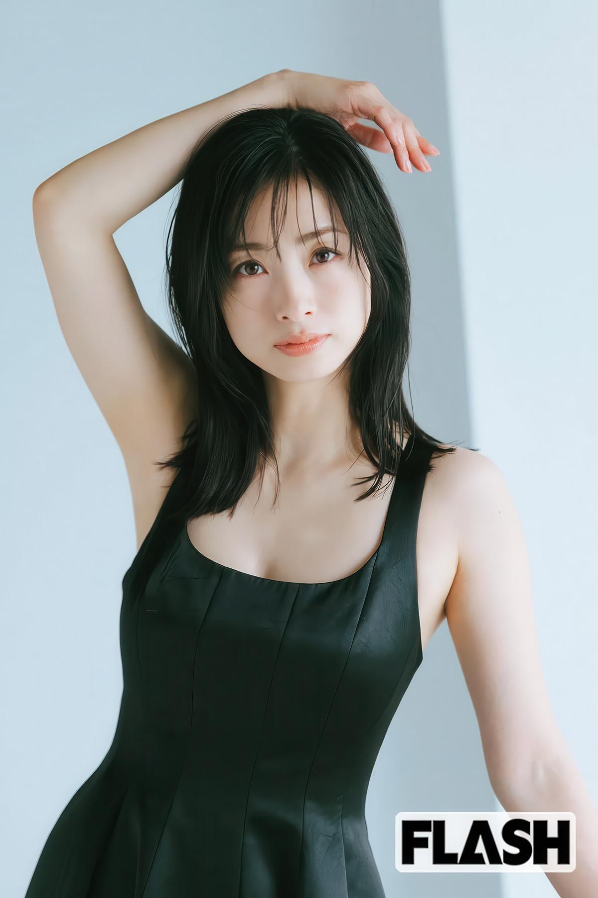 Aya Ueto 上戸彩, FLASH 2025.07.08 (フラッシュ 2025年7月8日号)(22)