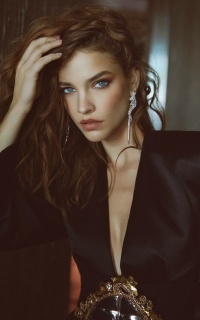 Barbara Palvin 3cJauPq3_o