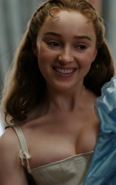 Phoebe Dynevor WBB3cRgl_o