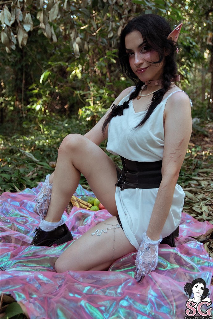 Rubysuccuby Suicide, Forest Playdate