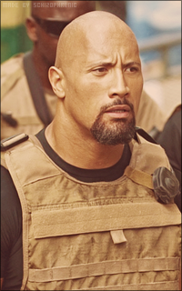 Dwayne Johnson QTq25Gru_o