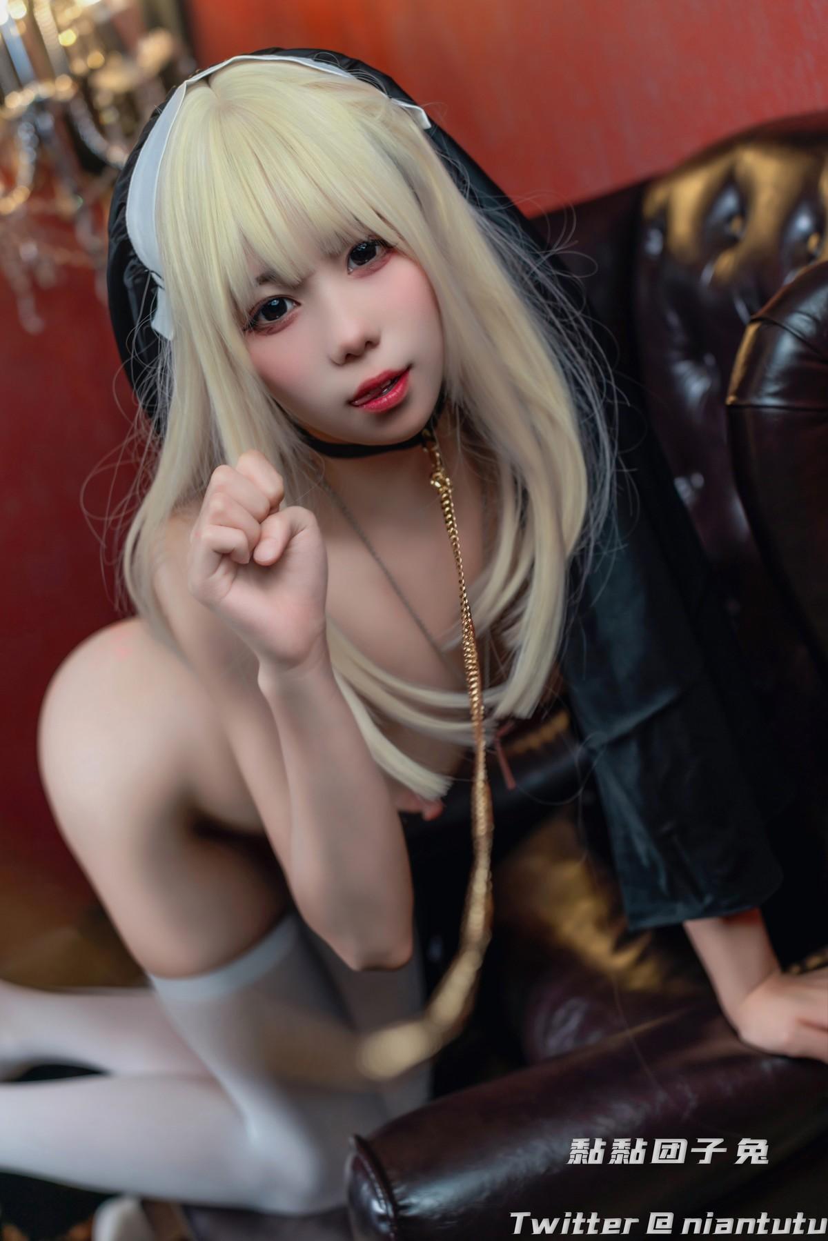 Cosplay 黏黏团子兔 Nun 修女(33)