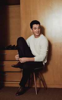 Miles Teller C9CuQQGZ_o